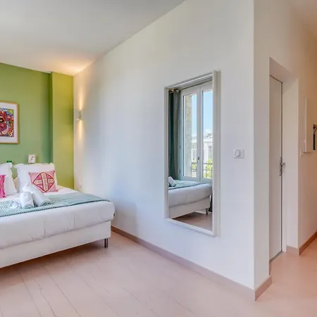 Apartment La Rose De - Au Coeur Des Chartrons